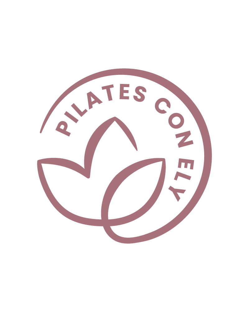 pilates con ely logo badge con scritta