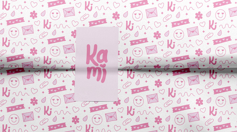 mockup carta da pacco con logo e pattern kami